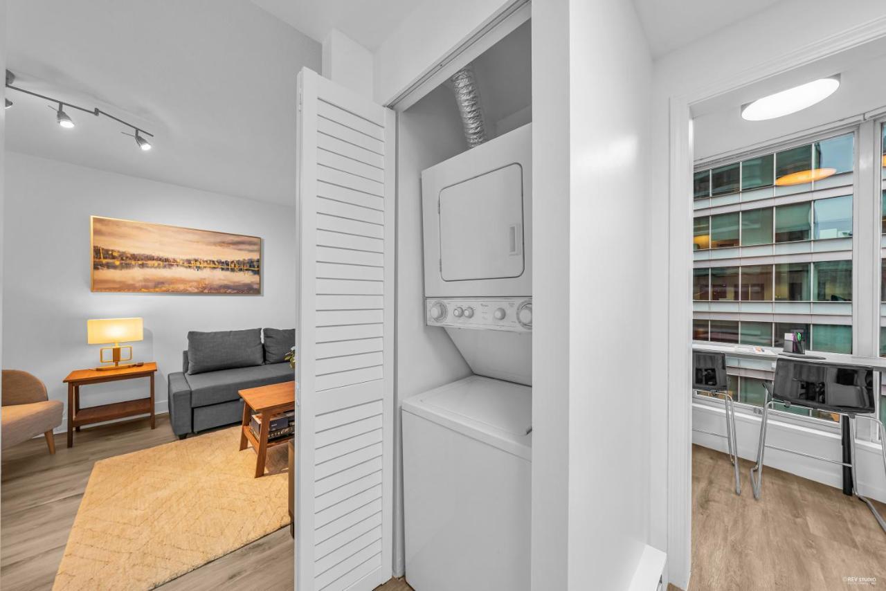 1-Br Condo In Downtown Coal Harbour With Parking And City Views Vancouver Exterior foto
